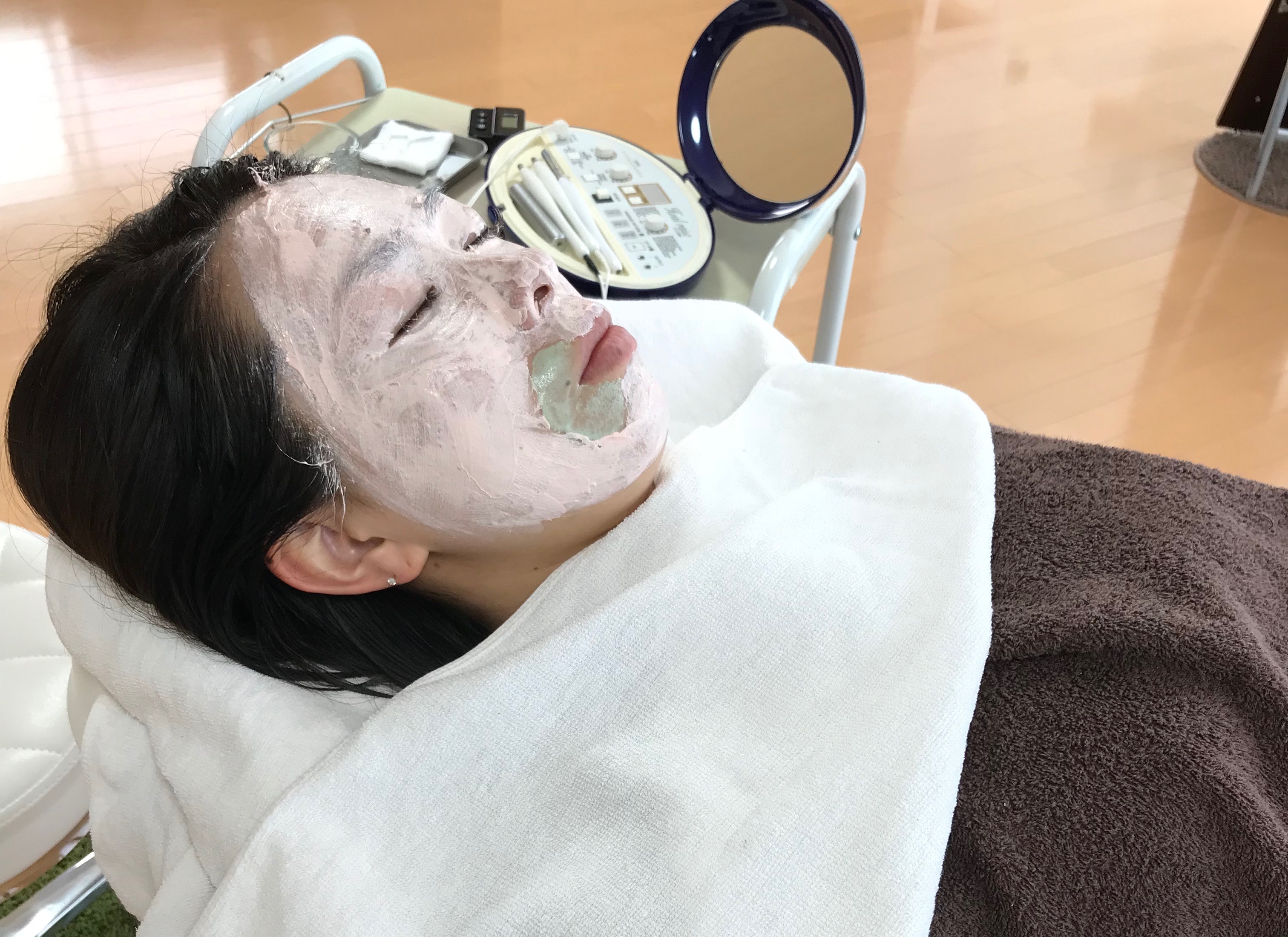 サロンのパック 18年04月26日 19時32分 肌能力回復フェイシャルスタイリストサロン池袋店ブログ Eparkリラク エステ