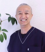 整体スマイルのスタッフ 青山大介