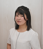 Pressentir MIU南森町店のスタッフ 篠崎