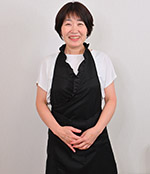 虹色サロン 「Uacoco」のスタッフ りえちゃん